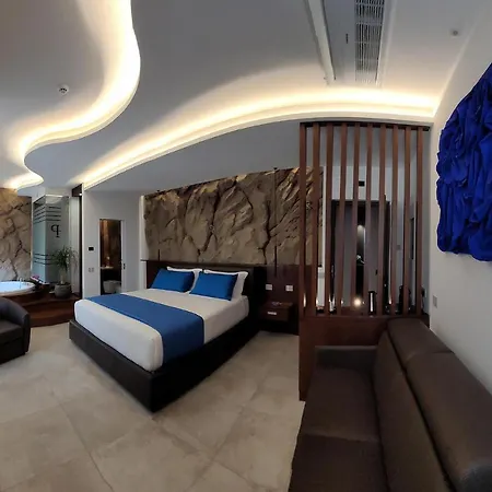 Palazzo Ferrucci Luxury * 卡利亚里