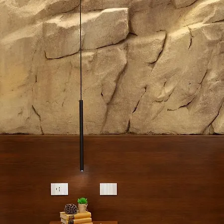 Palazzo Ferrucci Luxury 酒店 卡利亚里