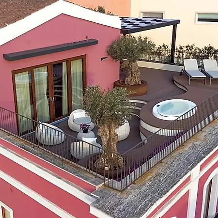 Palazzo Ferrucci Luxury Ξενοδοχείο Κάλιαρι
